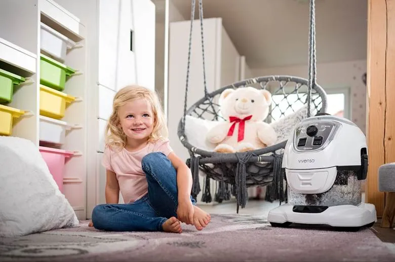 Ein Vivenso Wasserstaubsauger macht das Staubsaugen kinderleicht