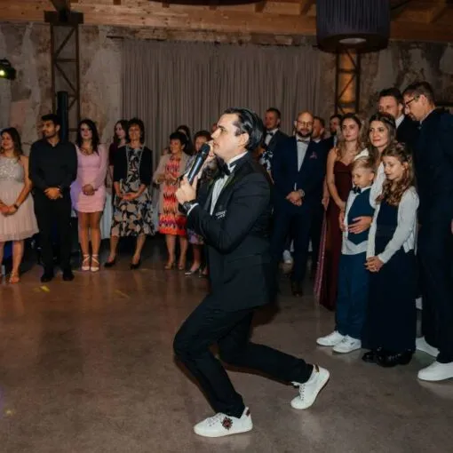 Kinder auf der Hochzeit