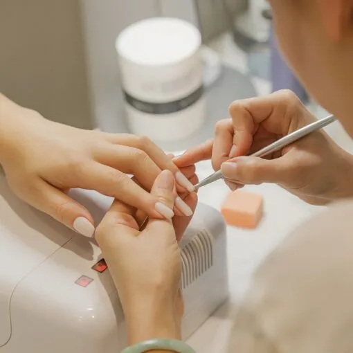 UV-Nägel selber machen