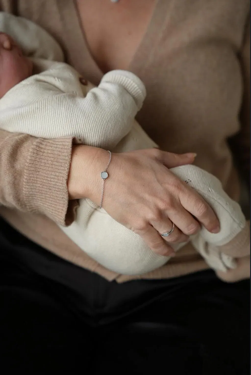 Individueller Schmuck zur Schwangerschaft